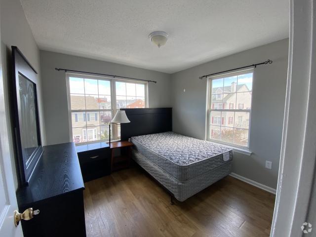 Building Photo - 1 bedroom in Newark NJ 07103 Rental