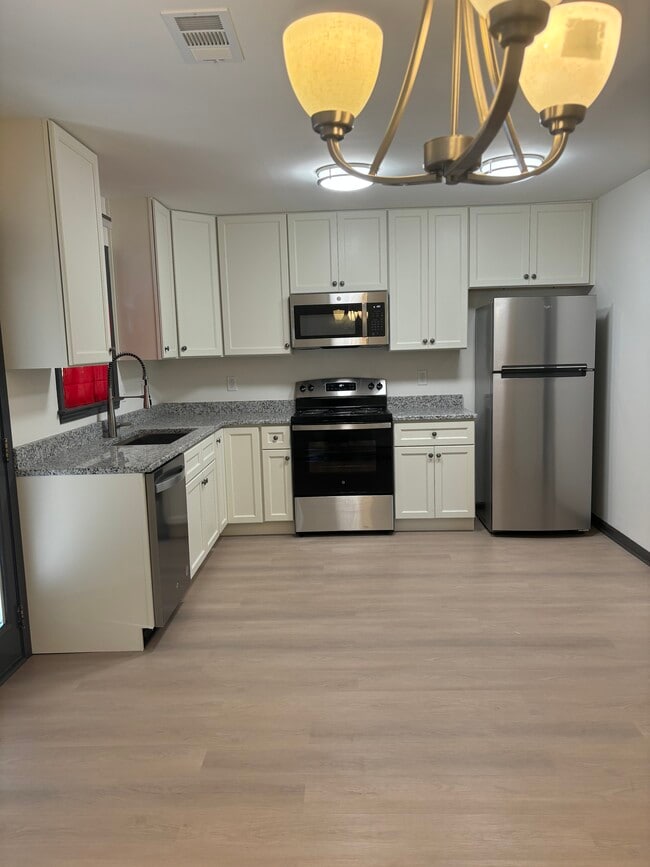 New Kitchen! - 1685 Bald Ridge Marina Rd Unit Duplex