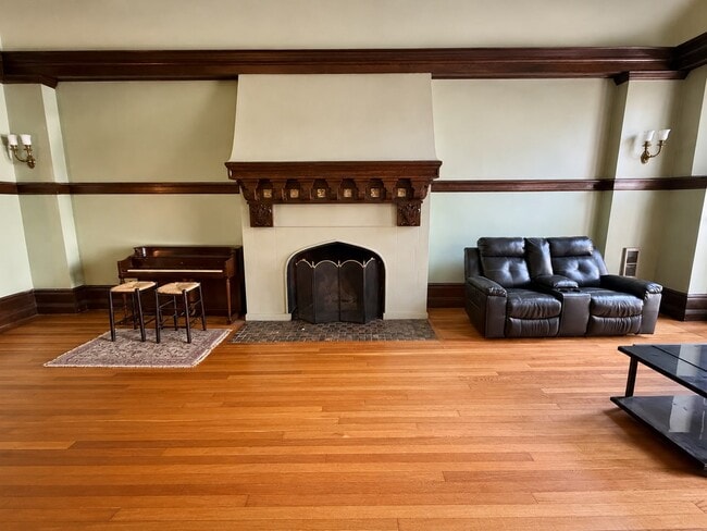 Photo - 167 2nd St Unit 167 2nd St #1 Troy, NY 12180