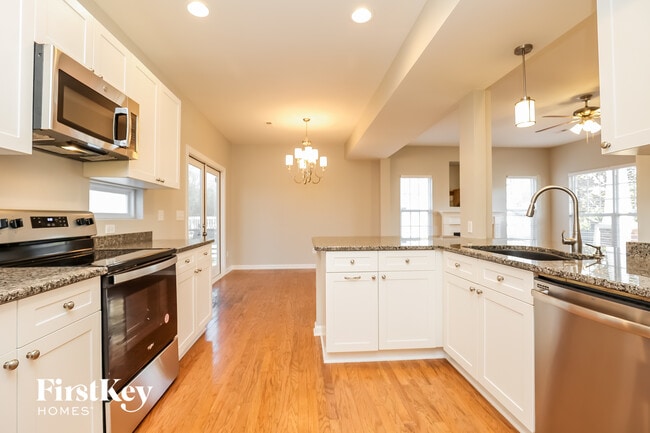 Photo - 1431 Bern Dr