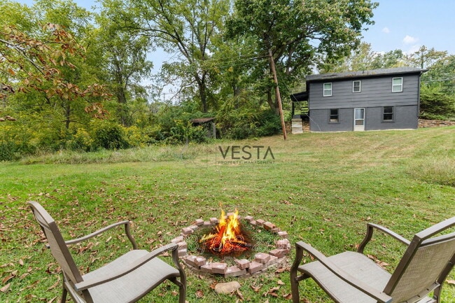 Photo - 435 Reems Creek Rd