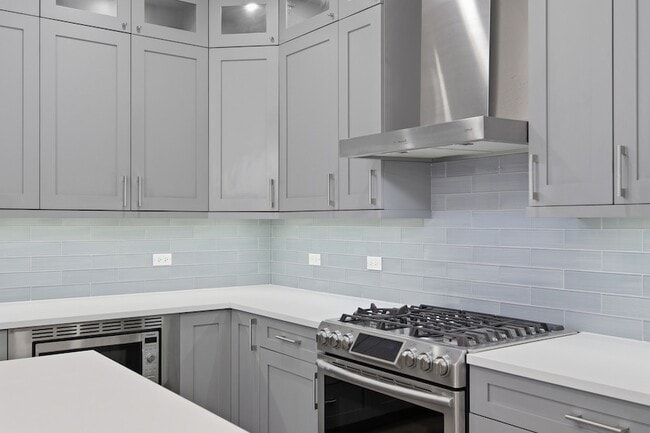 Photo - 4226 S Ellis Ave