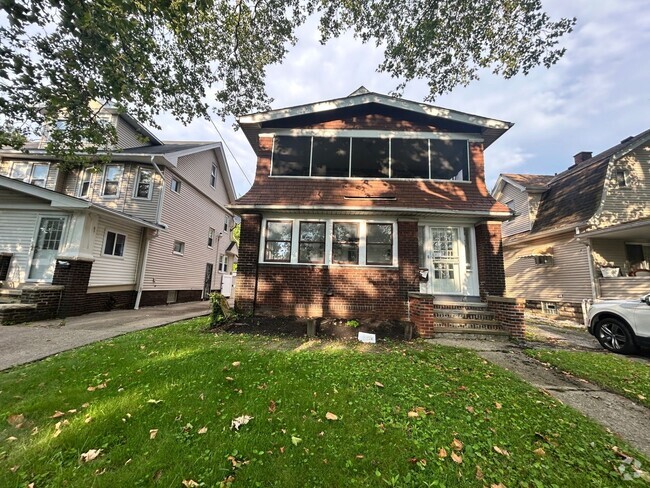 Building Photo - 471 E 143rd St Unit Up Rental