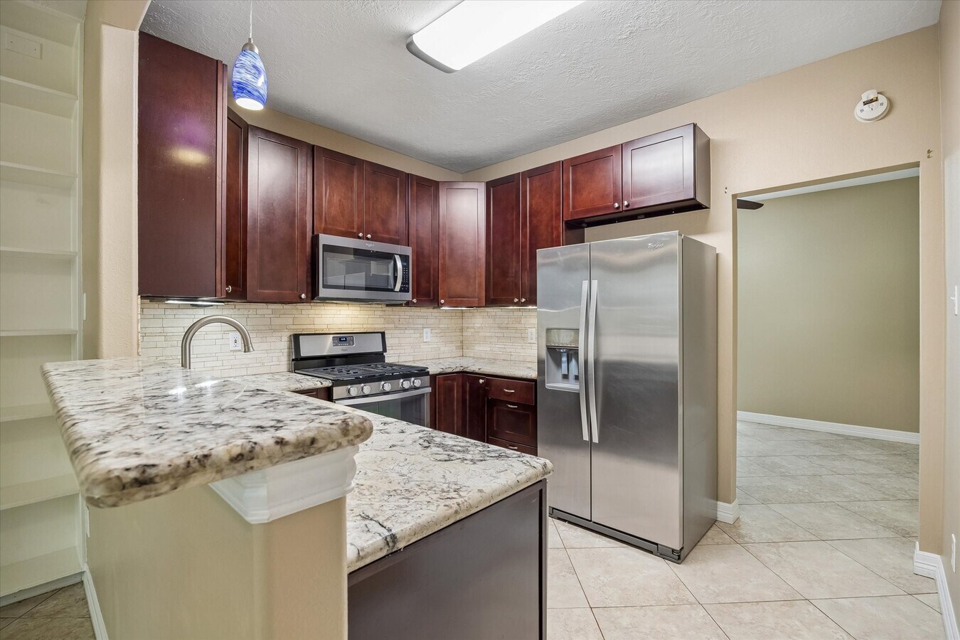 Photo - 9 E Willowood Ct