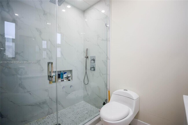 Photo - 5620 Alton Rd