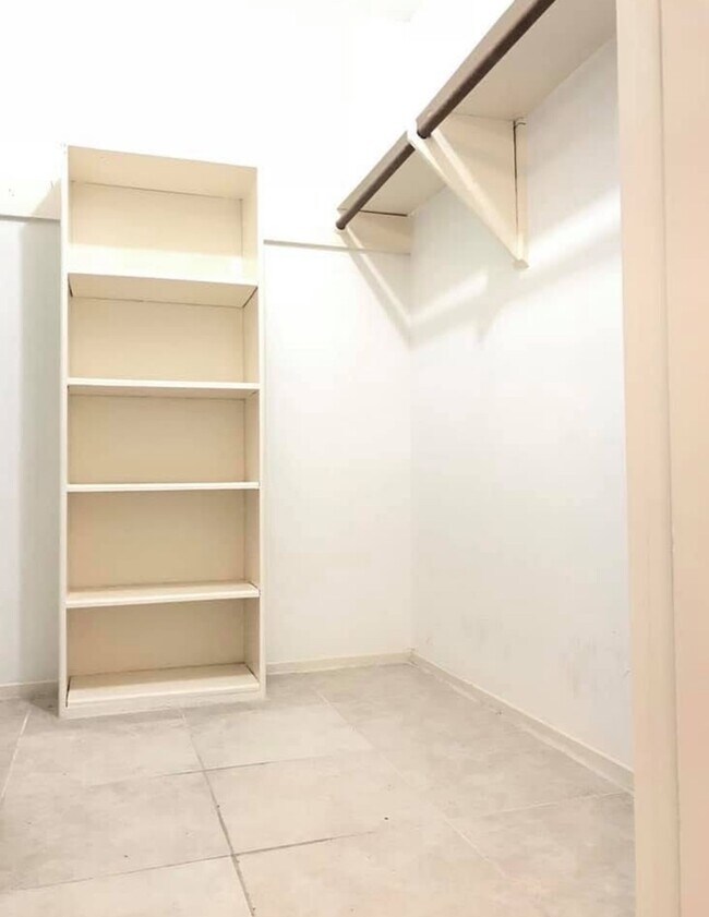 Photo - 6410 Del Monte Dr