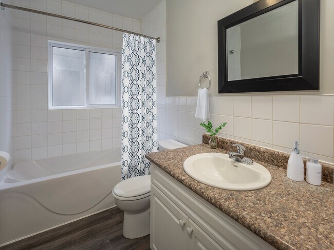 Photo - 470 Maitland Street