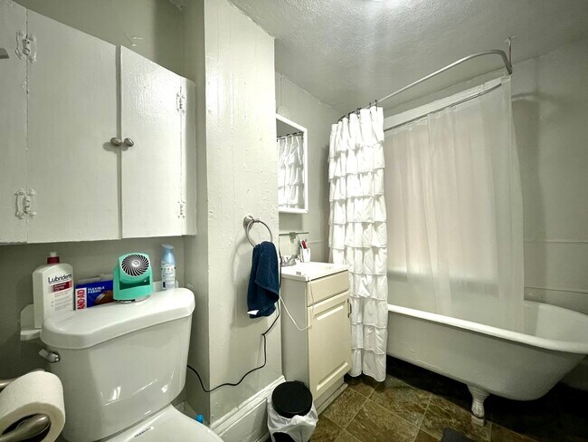 9 Champney Pl Unit 3