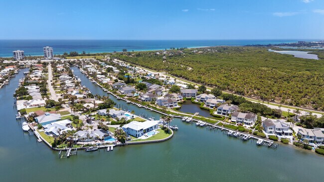 2488 Harbour Cove Dr