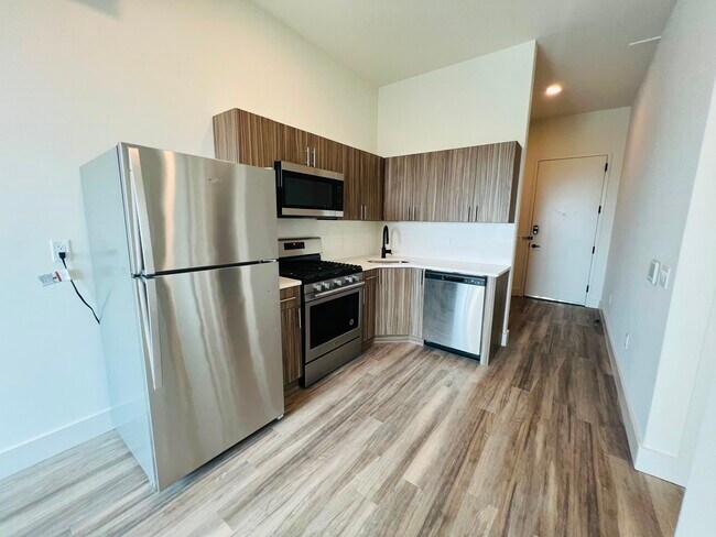 Photo - 61 Washington St Unit 9E
