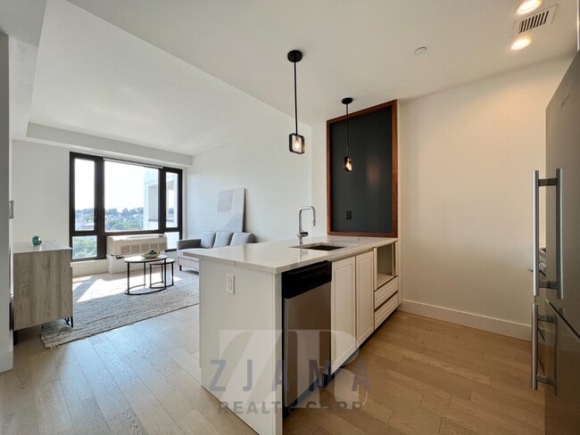 Photo - 635 4th Avenue