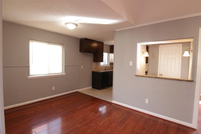 Photo - 11722 Sandstone St