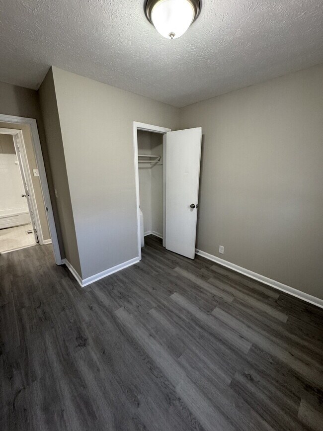 Photo - 120 Woodland Dr