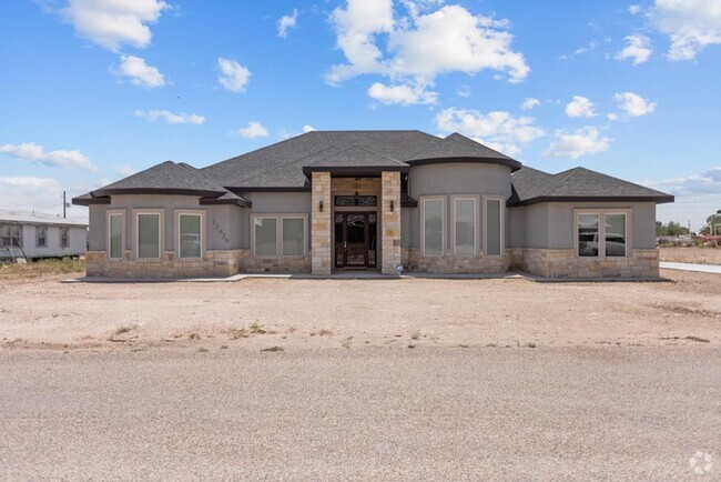 Building Photo - 12029 W Palomino Dr Rental