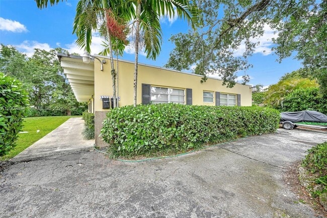 2225 SW 62nd Ct Unidad 2225