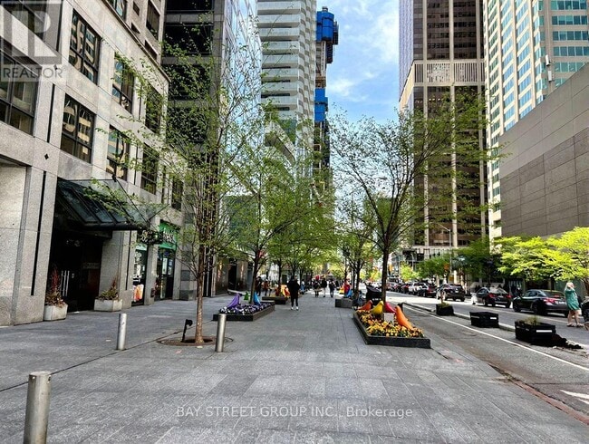 Photo - 55 Bloor St E Unité 307