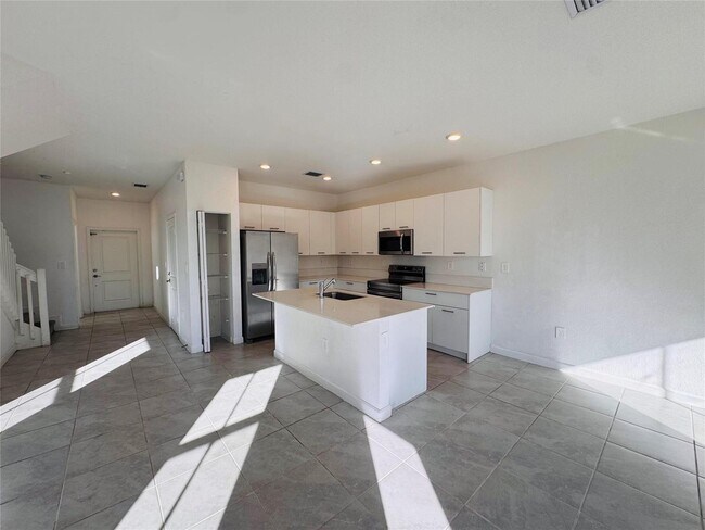 Photo - 2437 NW 131st Cir