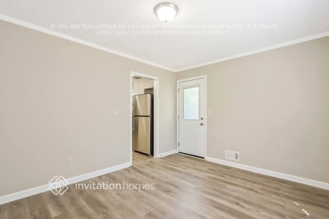 Photo - 5013 Evelyn Way