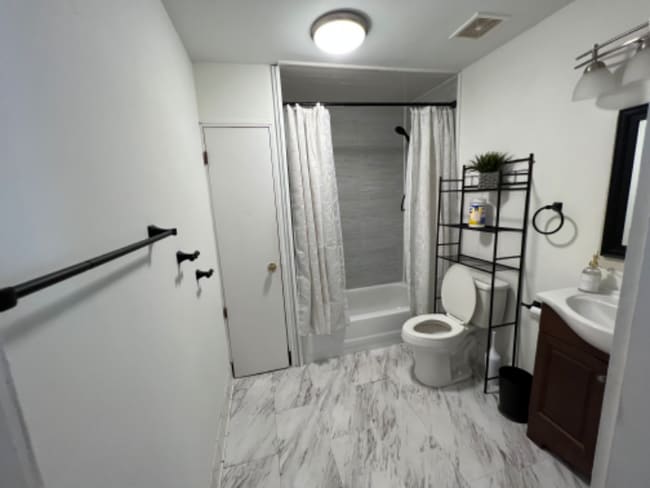 Photo - 2535 Post St