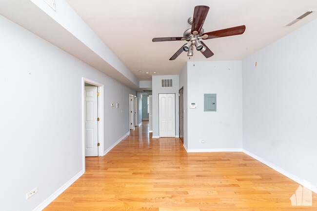 Photo - 3215 W Altgeld St Unit 2
