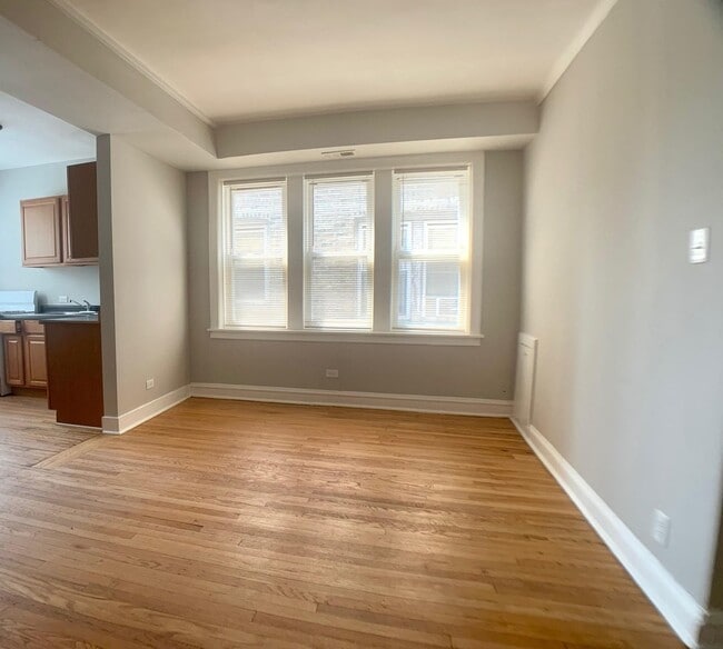 Photo - 1101 N Avers Ave Unidad 2