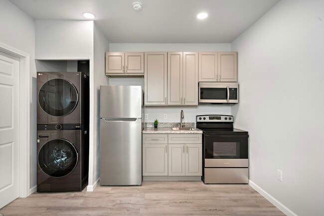 Photo - 801 Avenue K Unit E