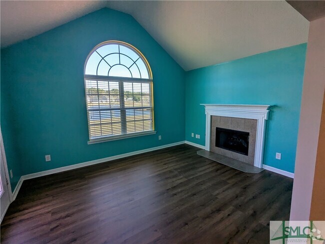 Building Photo - 110 Nandina Wy Rental