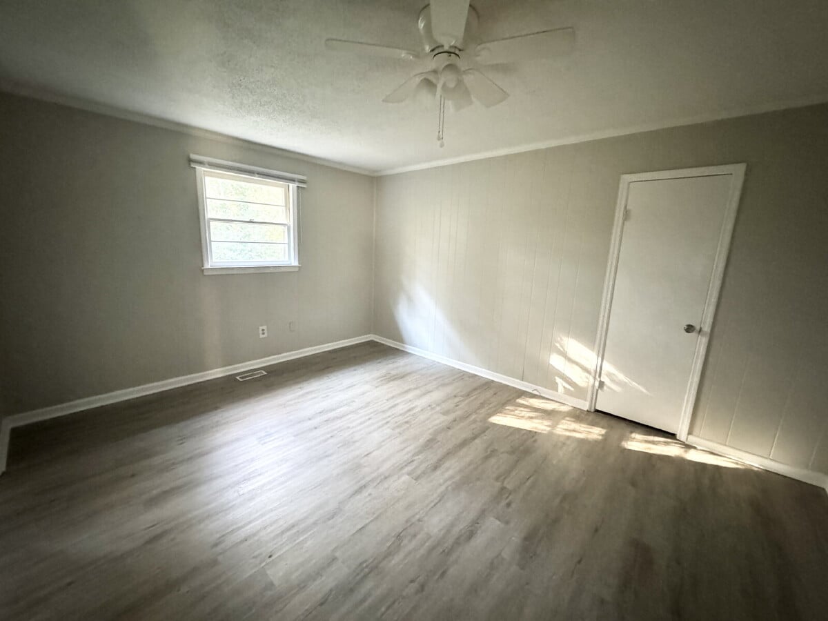 Photo - 1 bed / 1 bath - Pendleton SC