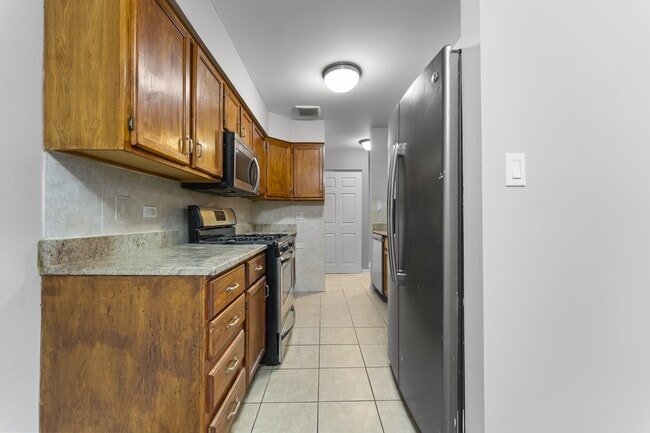 Photo - 1500 Robin Cir