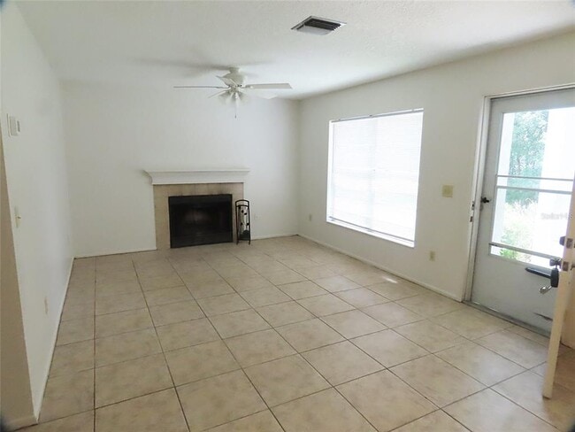 Photo - 104 Northlake Dr Unidad 104