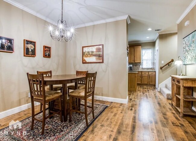 Photo - 3014 Carmel St