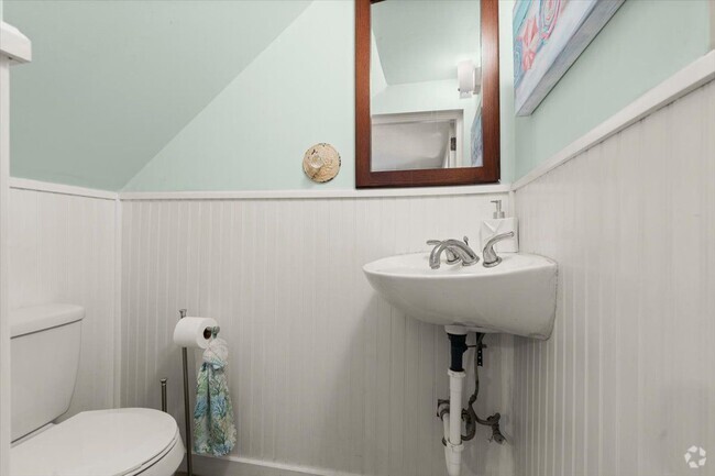 Building Photo - 7 Clarendon Ct Rental