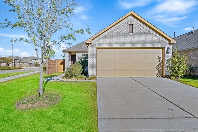 Building Photo - 8154 Royal Breeze Dr