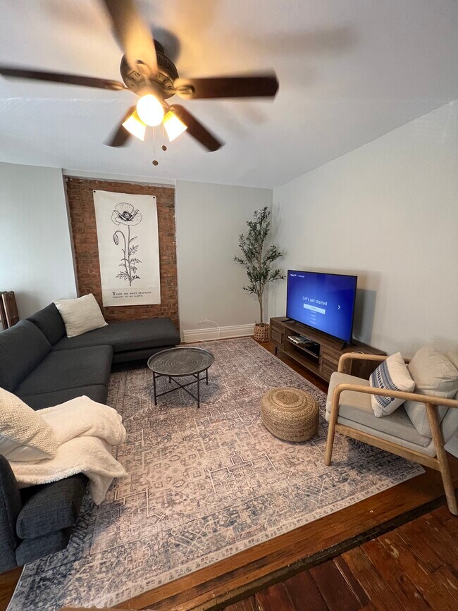 Photo - 46 Hickory St Unidad 2