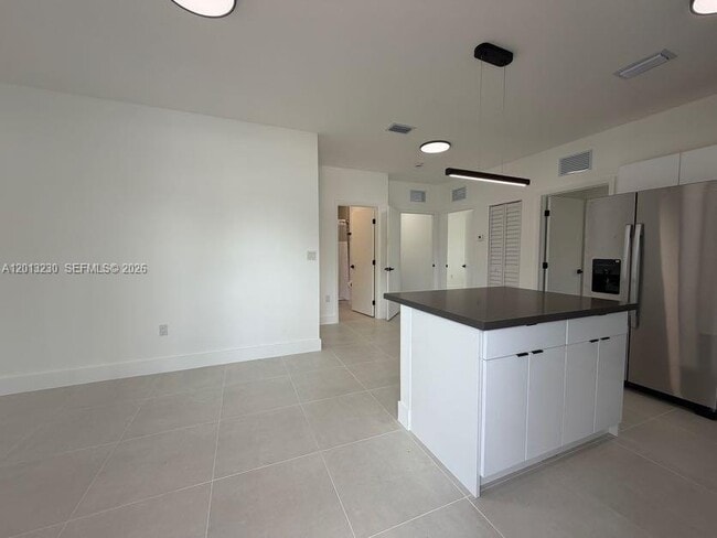 1440 NW 61st St Unit 2