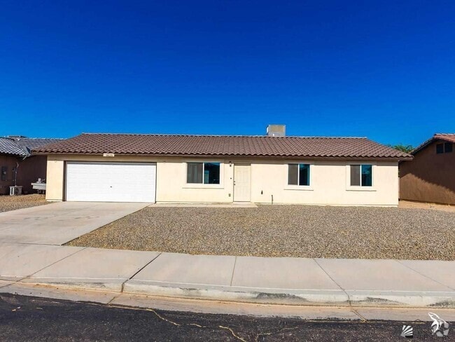 Building Photo - 3825 S Isabel Dr Rental