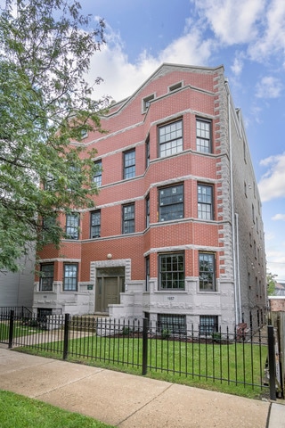 Photo - 1657 W Wrightwood Ave Unit 1W