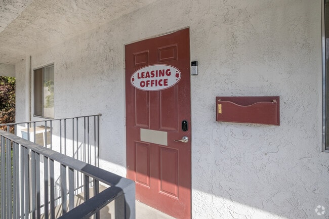 Leasing Office
