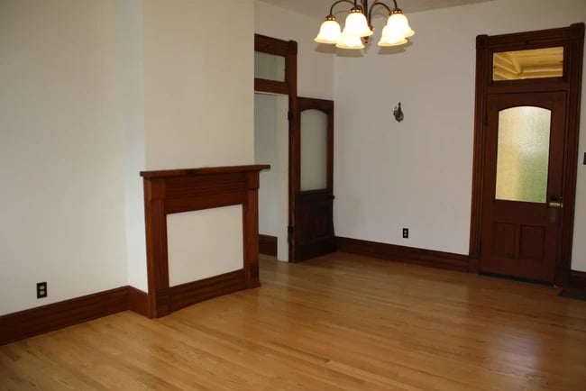 Photo - 532 S Walnut St