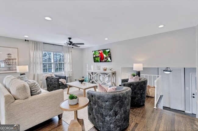 Photo - 2480 Powers Ferry Dr SE