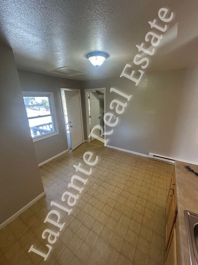 Photo - 4105 Walker Ave Unit 2