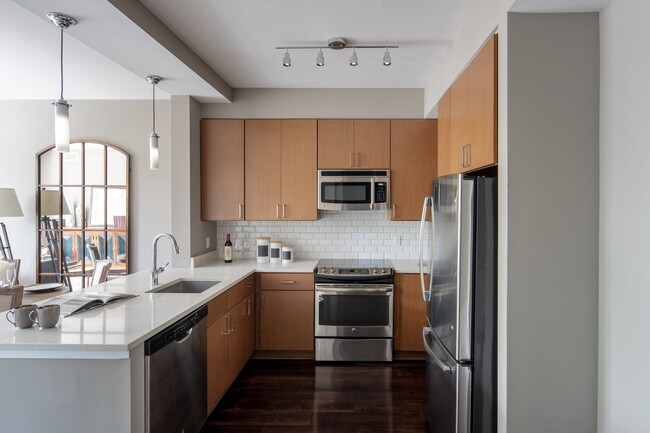 Building Photo - Cathedral Commons Rental