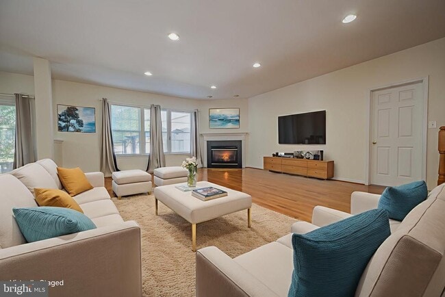 Photo - 8324 Tenbrook Dr