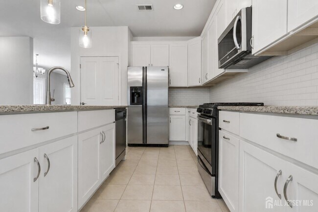 Photo - 133 Savoth Ln