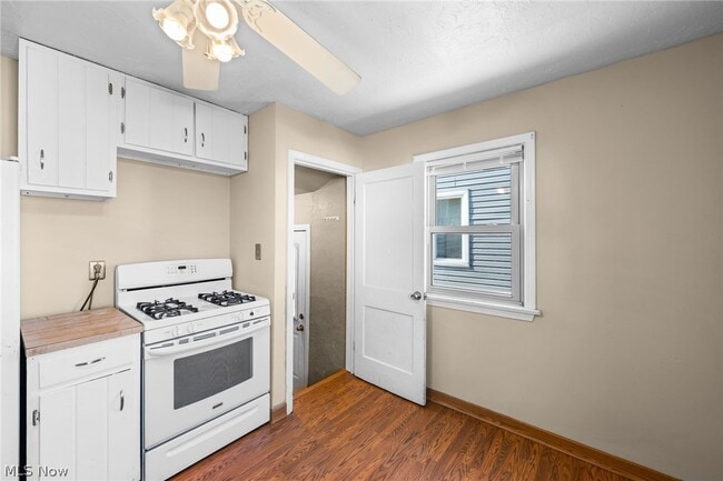 Photo - 2438 Brookdale Ave