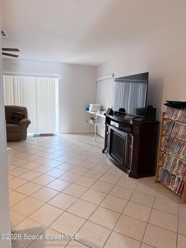 Photo - 1114 Steven Patrick Ave