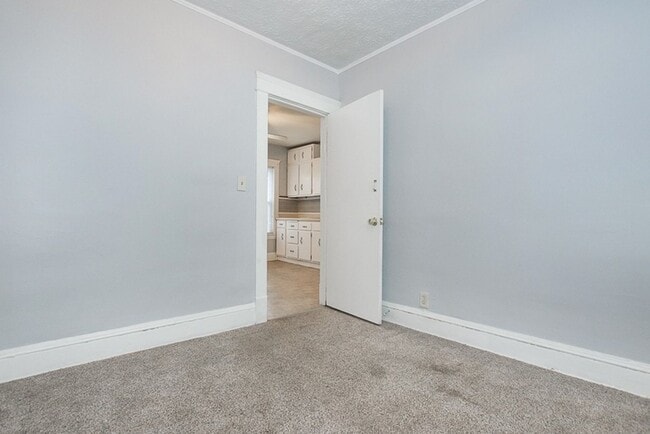 Photo - 2811 Henninger Rd Unit #3