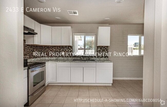 Building Photo - 2433 E Cameron Vista Rental