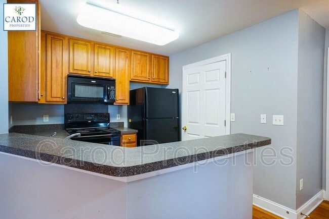 Photo - 6351 Park Creek Dr Unidad #6