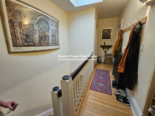 Photo - 429 Marlborough St Unidad 3B